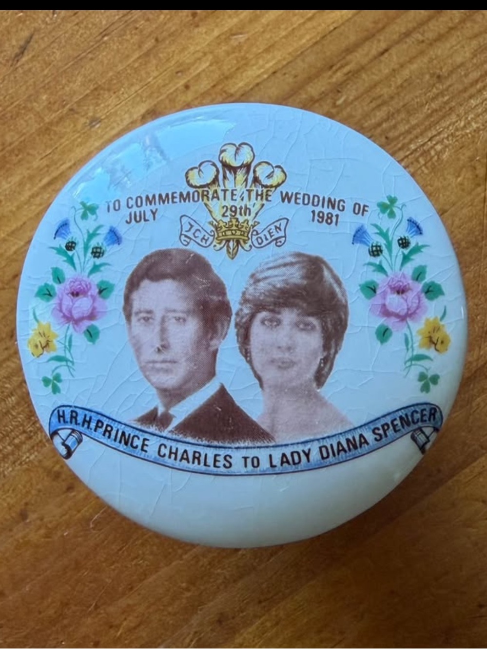 Vintage 1981 Prince Charles and Princess Diana Potpourri Pomander Jar